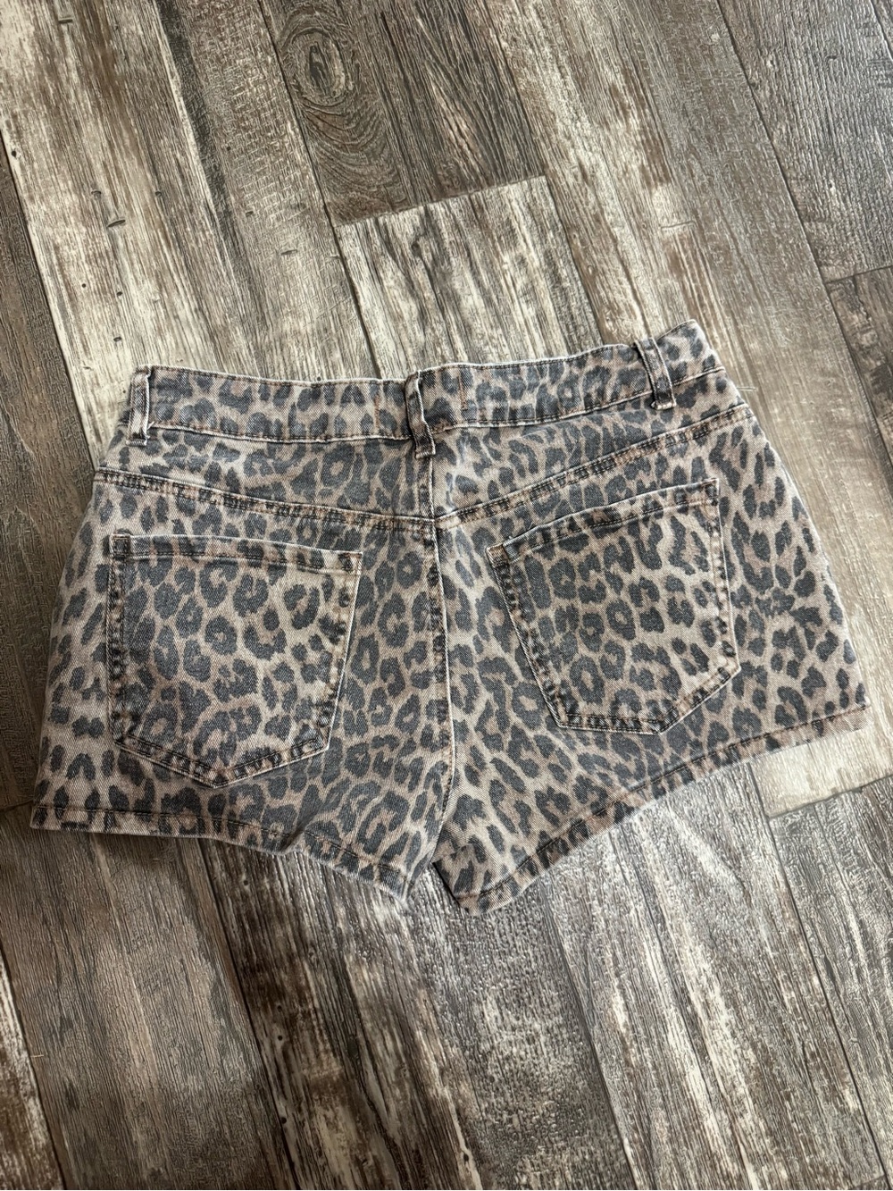 Leopard Print Disclosure Women’s Denim Shorts